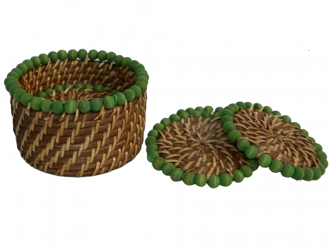 Rattan coaster set with wooden beads
